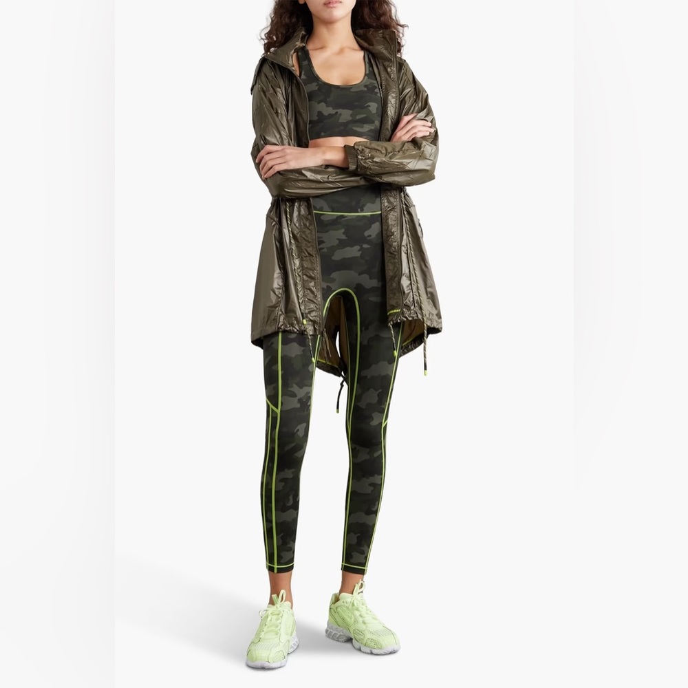 All Access Camouflage-Print Matching Sports Bra & Leggings